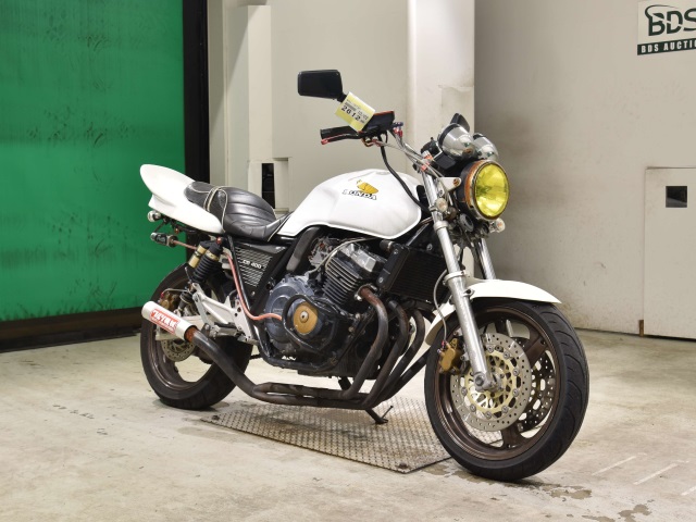 Honda CB400SF — фото 3