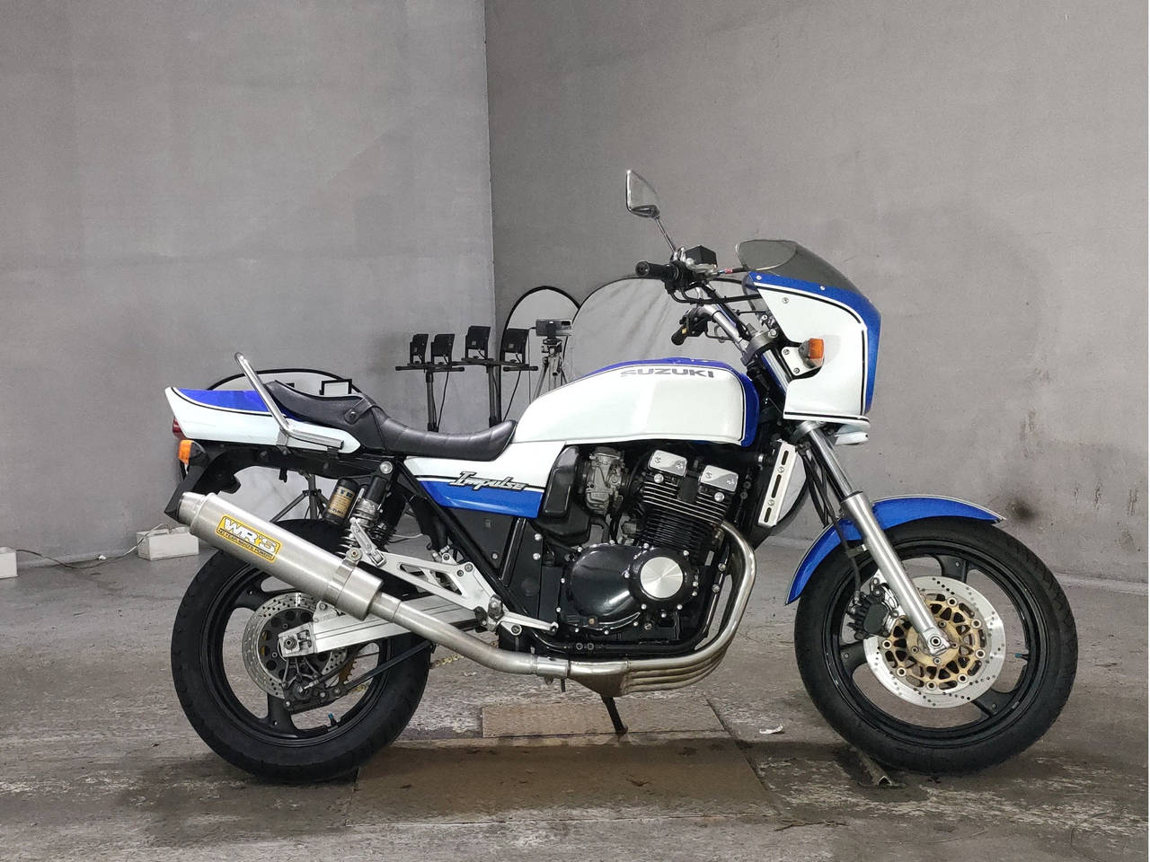 Suzuki GSX400 IMPULSE