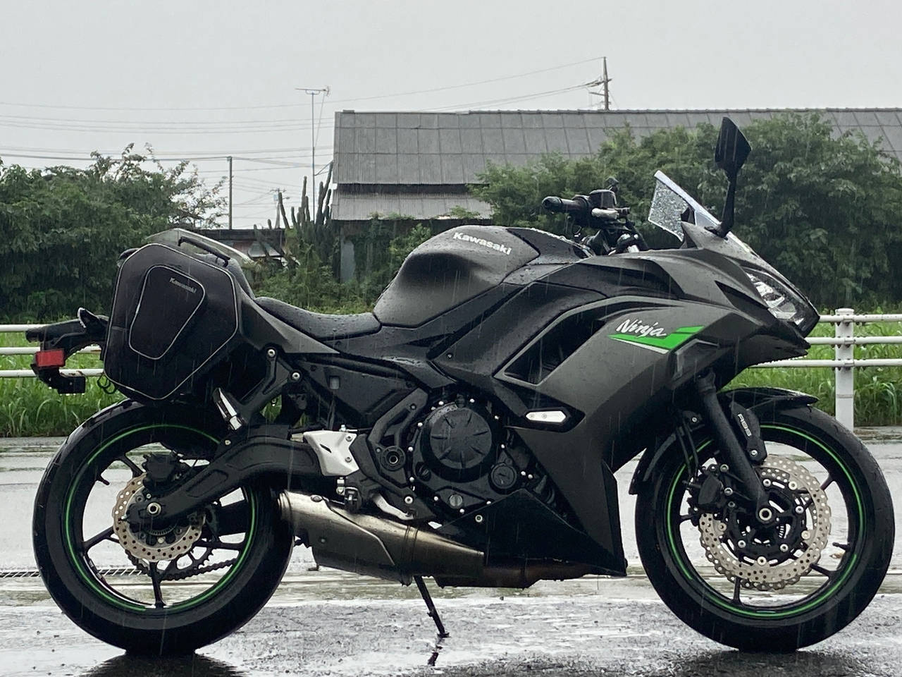 Kawasaki NINJA650