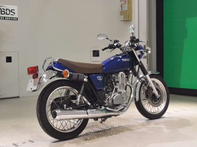 Yamaha SR400 — фото 5