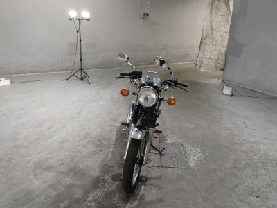 Yamaha SR400 — фото 3