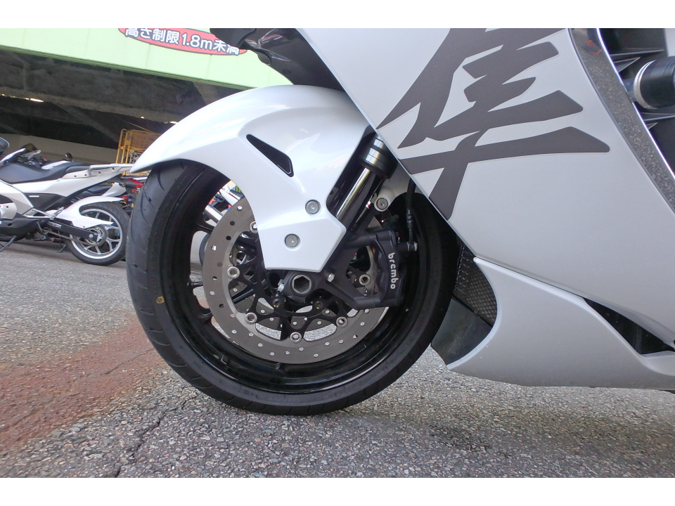 Suzuki GSX1300R HAYABUSA — фото 15