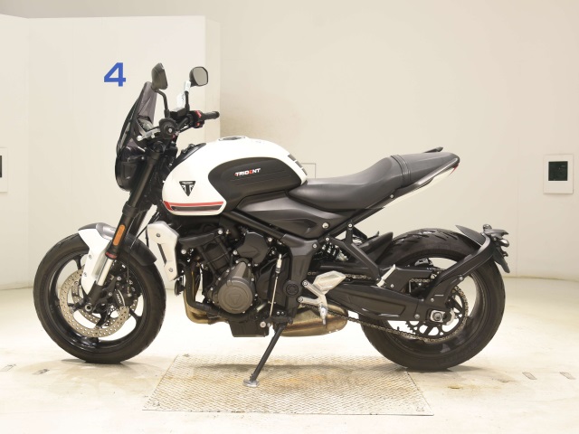 Triumph TRIDENT660 — фото 2