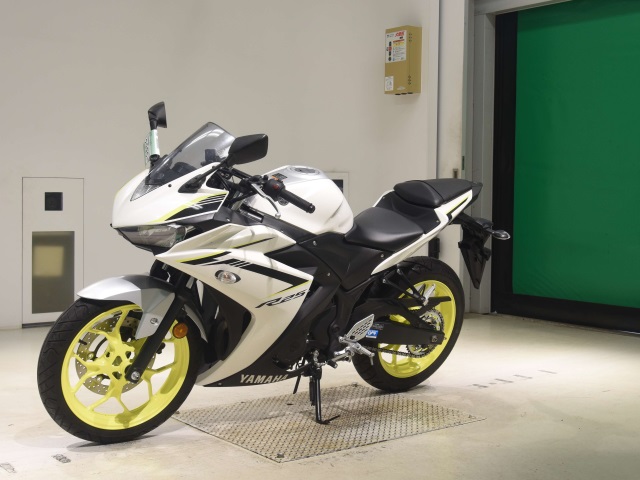 Yamaha YZF-R25 — фото 4