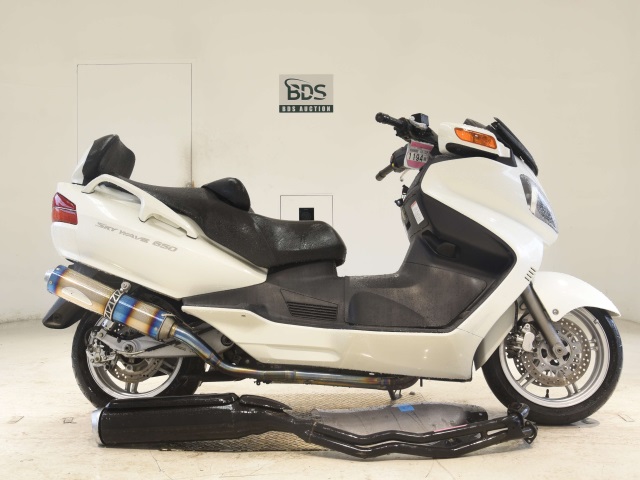 Suzuki SKYWAVE 650