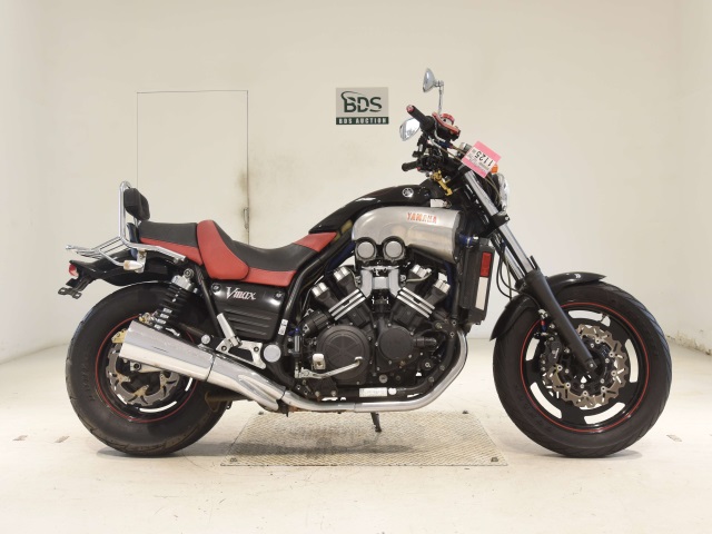 Yamaha V-MAX1200