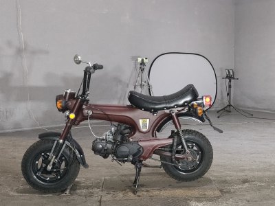 Honda DAX 70 — фото 2