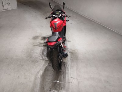 Honda CBR400R — фото 6