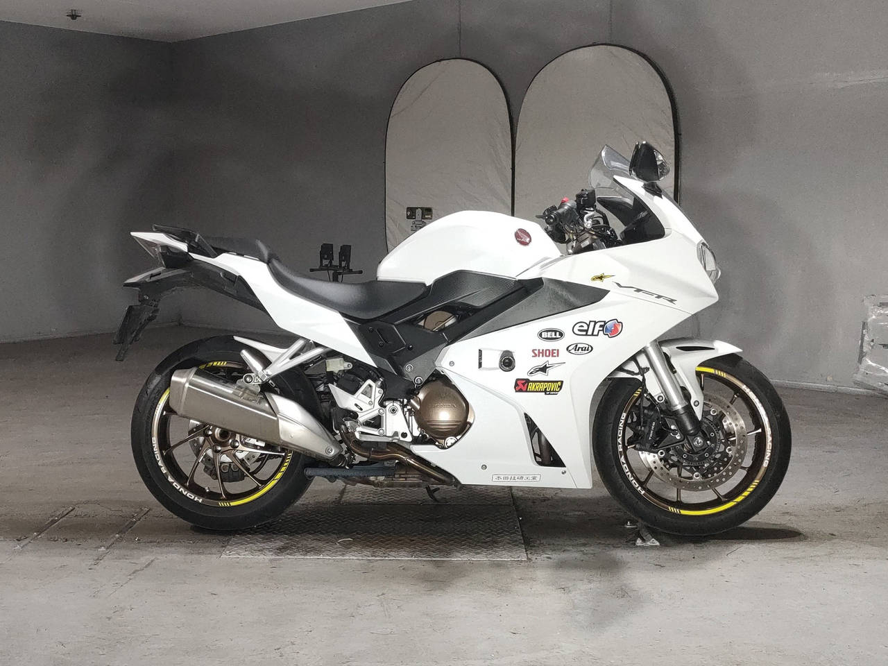 Honda VFR800F