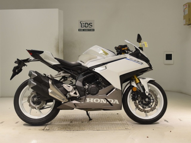 Honda CBR250R