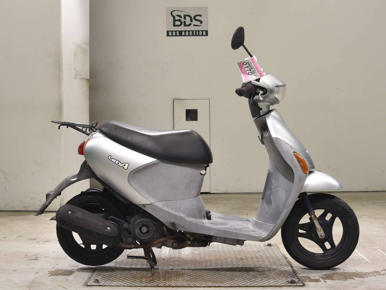 Suzuki LETS4