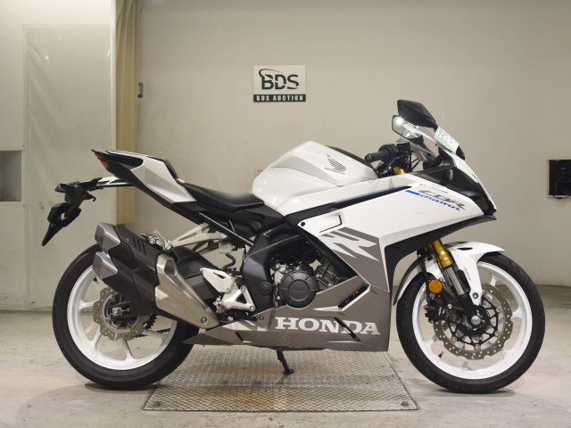 Honda CBR250RRA