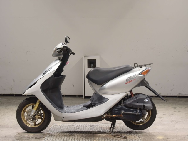 Honda DIO Z4 — фото 2