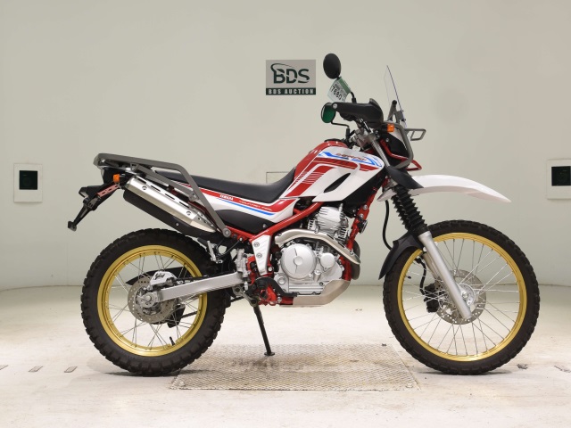 Yamaha SEROW XT250