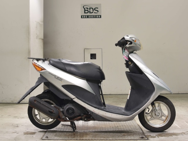 Suzuki ADDRESS V50