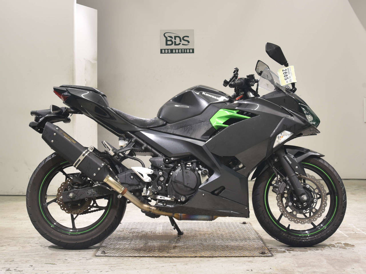 Kawasaki NINJA250, right