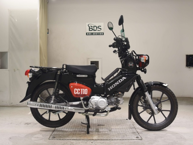 Honda CROSS-CUB 110-3