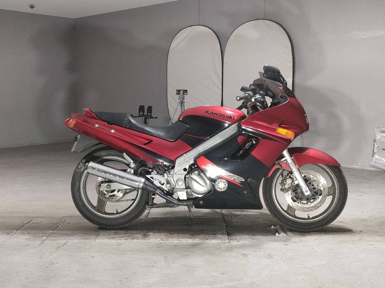 Kawasaki ZZ-R250