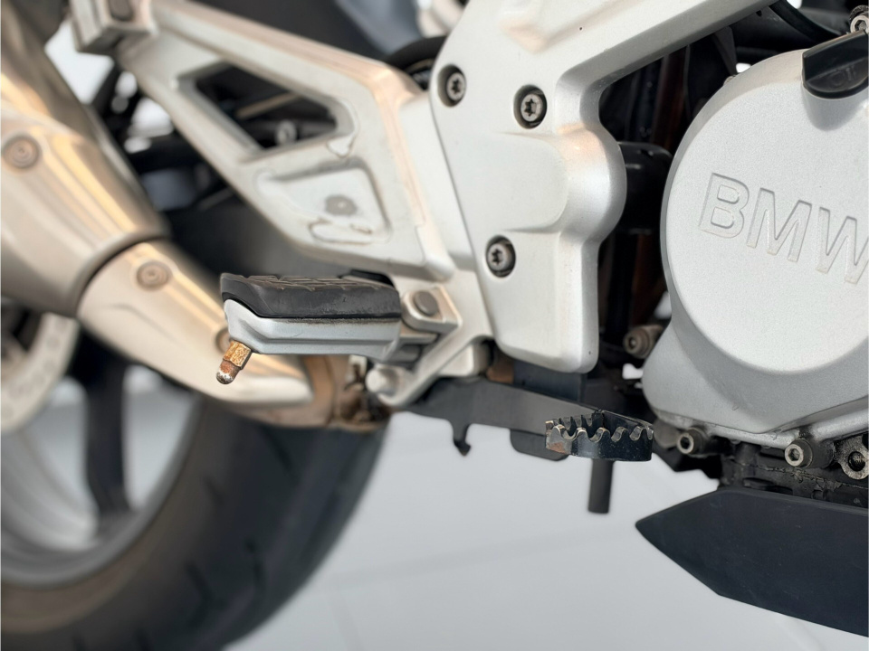 BMW G310R — фото 10
