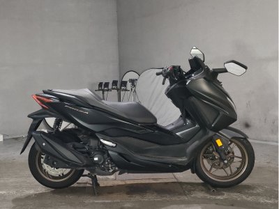 Honda FORZA