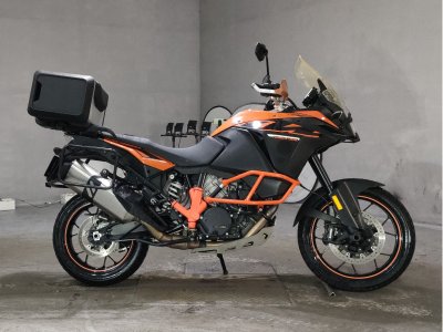 KTM 1090 ADVENTURE