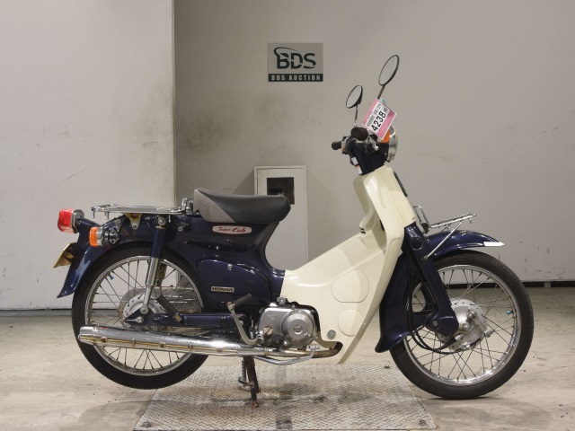 Honda C90
