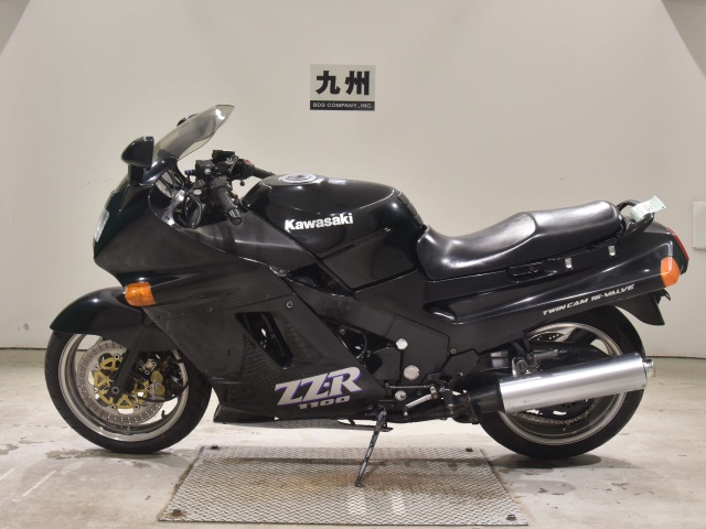 Kawasaki ZZ-R1100 — фото 2