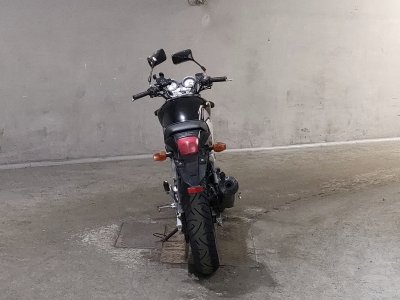 Honda VTR250 — фото 4