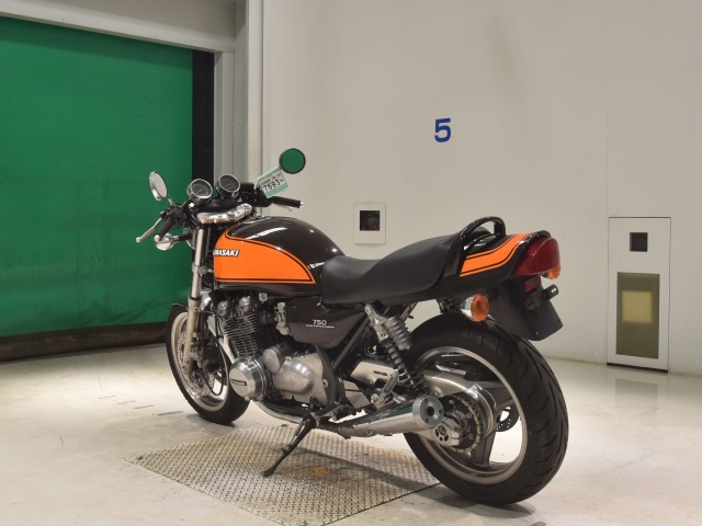 Kawasaki ZEPHYR750 — фото 6