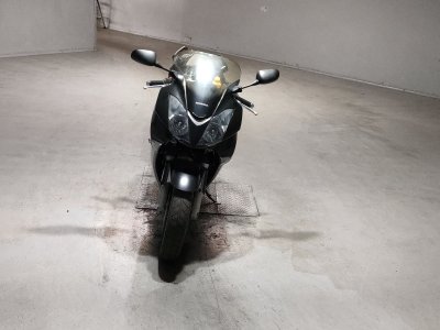 Honda VFR800F — фото 3