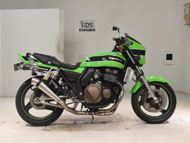 Kawasaki ZRX400