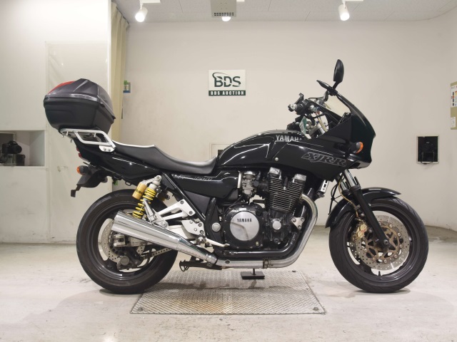 Yamaha XJR1200R