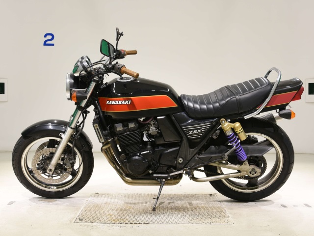 Kawasaki ZRX400 — фото 2