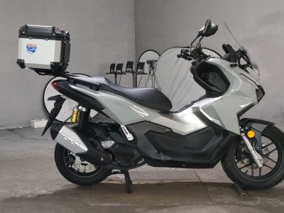 Honda ADV 160