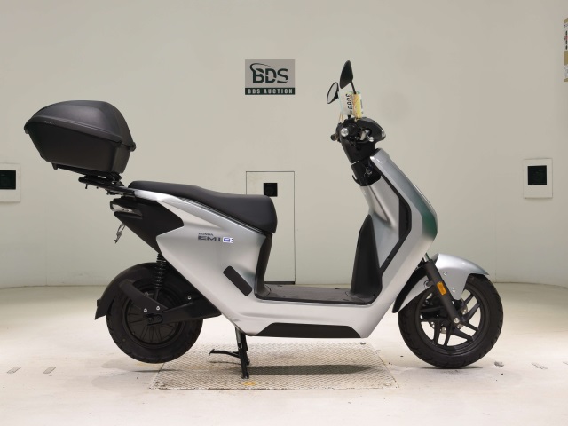 Honda EM1E: