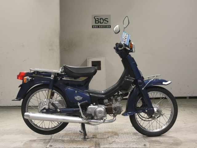 Honda C90-E
