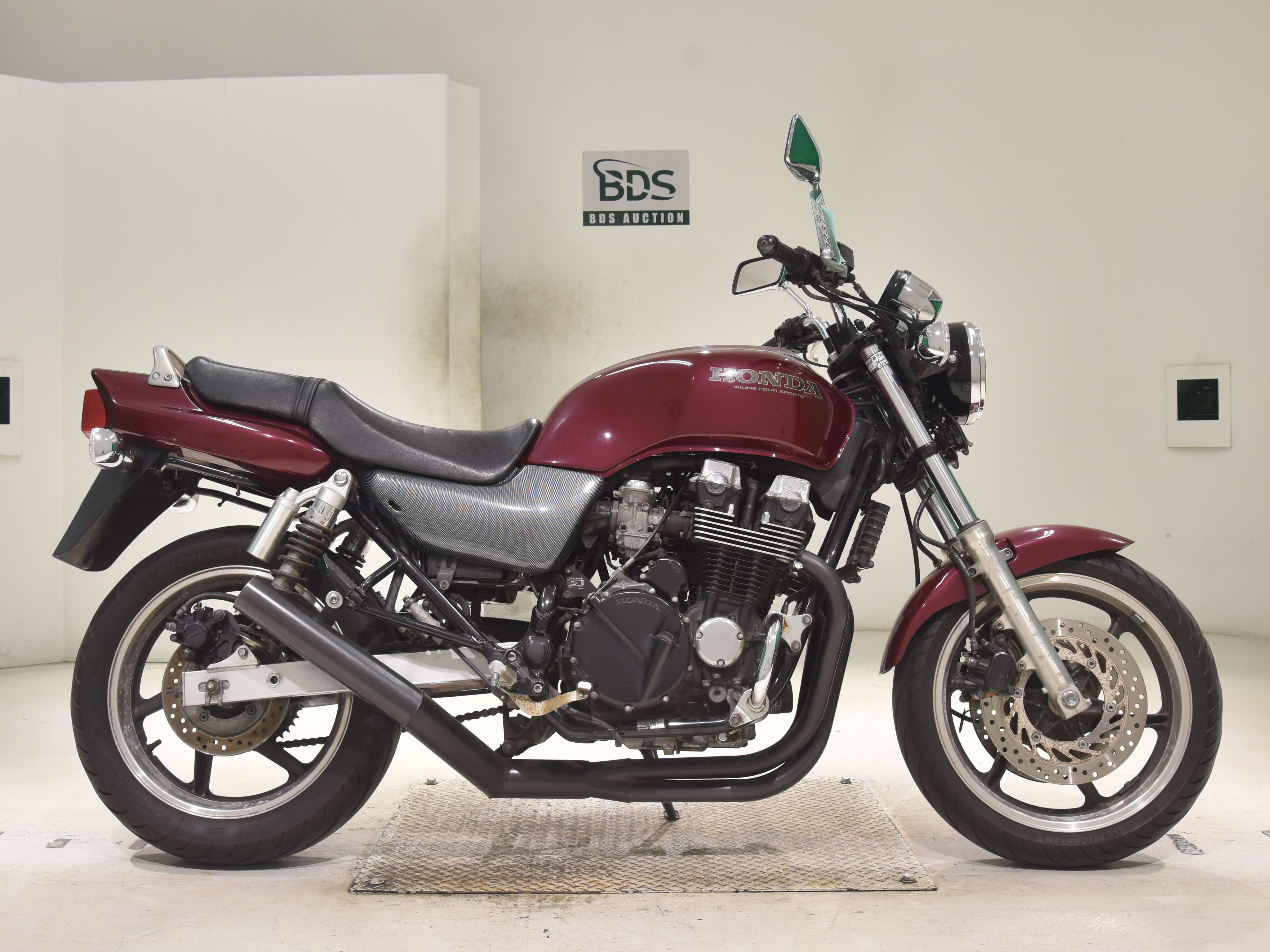 Honda CB750SF
