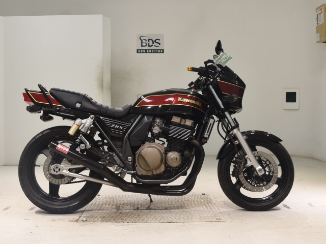 Kawasaki ZRX 400