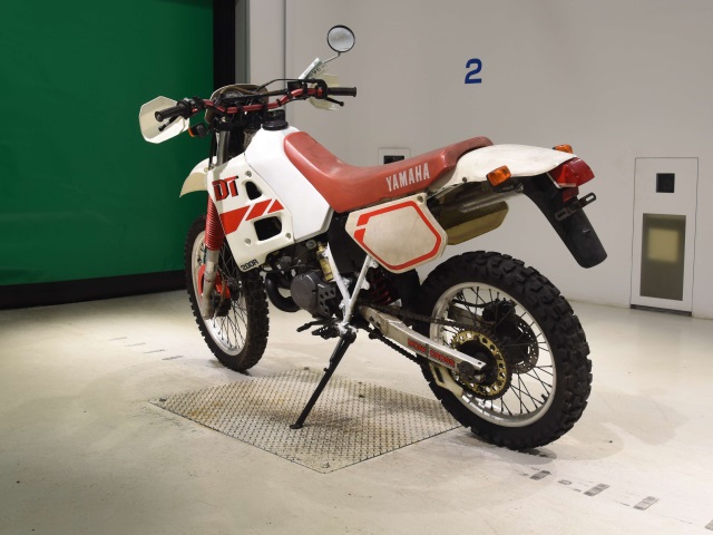 Yamaha DT200R — фото 6