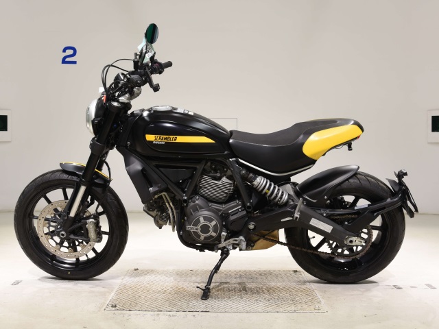 Ducati SCRAMBLER 803 FULLTHROTTLE — фото 2