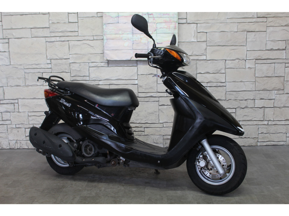 Yamaha AXIS TREET