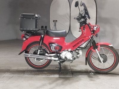 Honda CC110 CROSSCUB