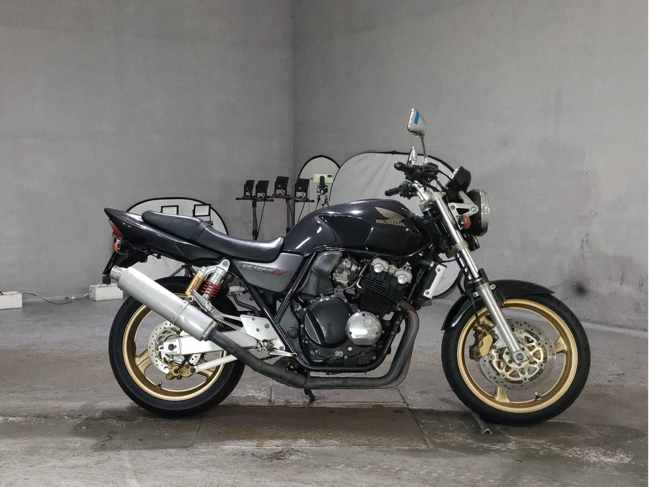 Honda CB400SFV