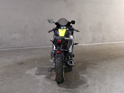 Yamaha YZF-R15 — фото 4