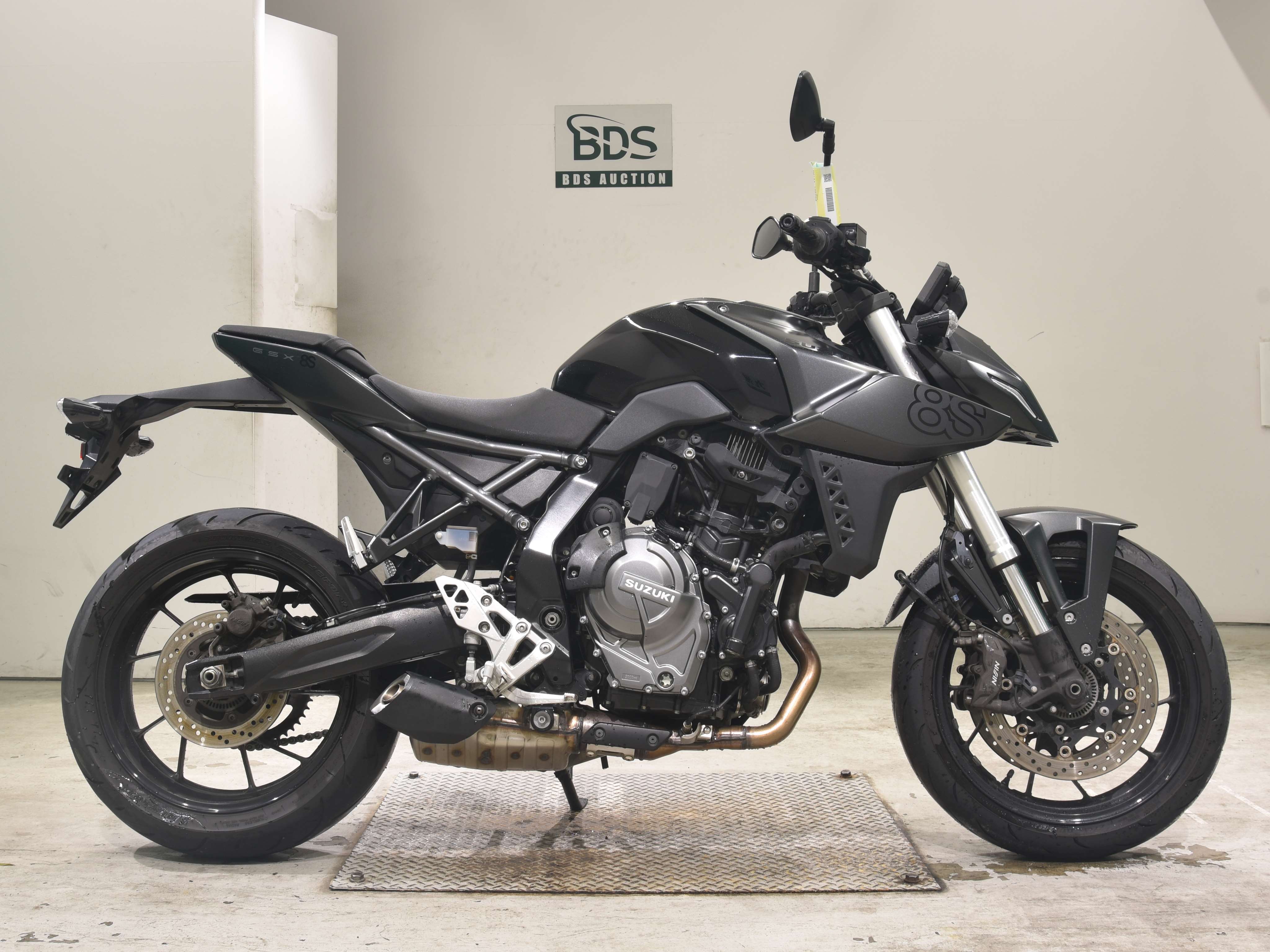 Suzuki GSX-8S