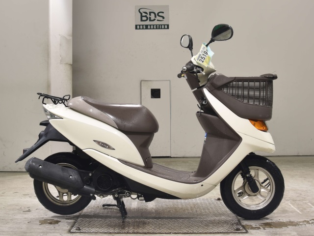 Honda DIO CESTA
