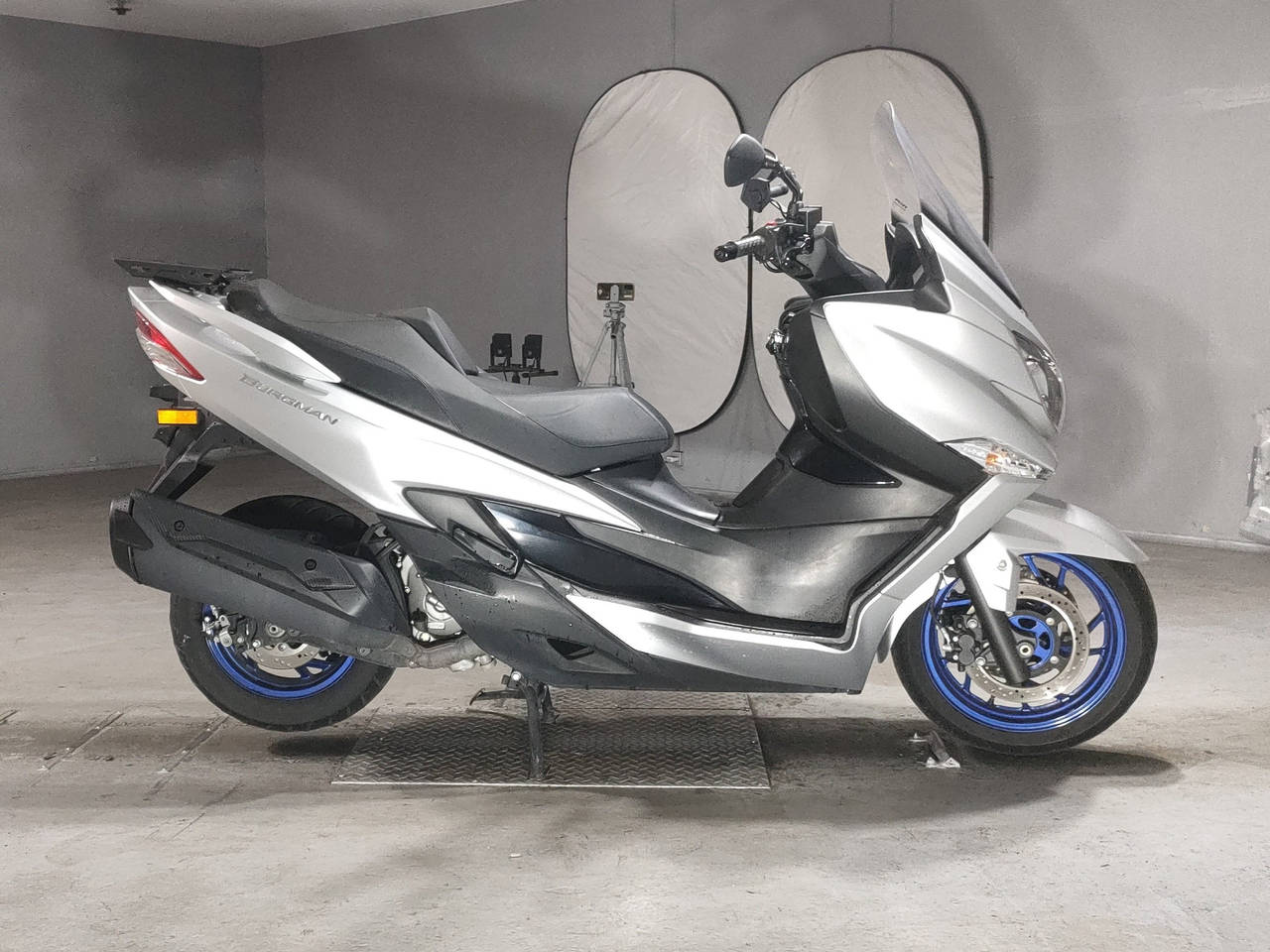 Suzuki BERGMAN 400