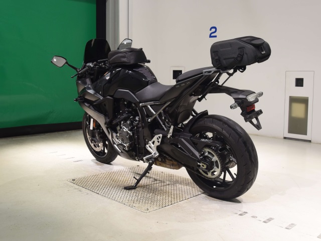 Suzuki GSX-8R — фото 6