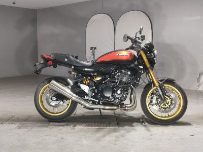 Kawasaki Z900RS SE