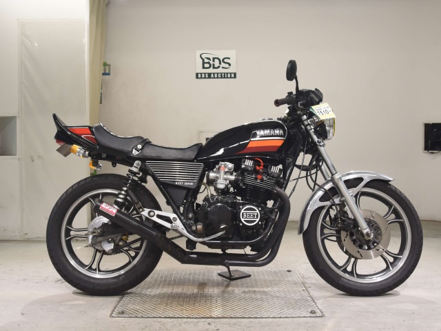 Yamaha XJ400D